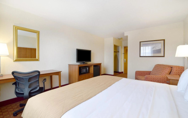 Clarion Hotel Portland