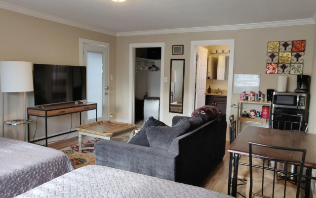 South Bay Stays - Burbank