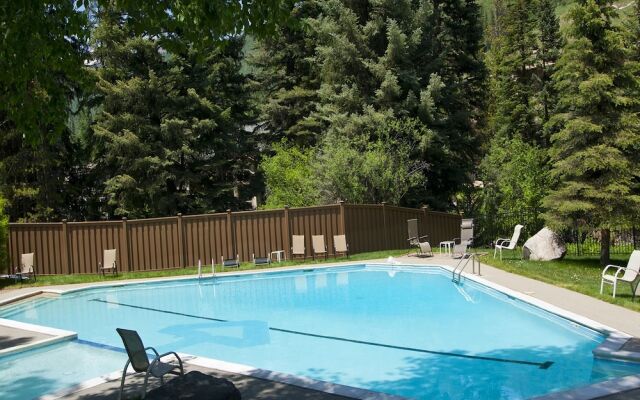 Timberfalls 1902 2 Bedroom Condo by RedAwning