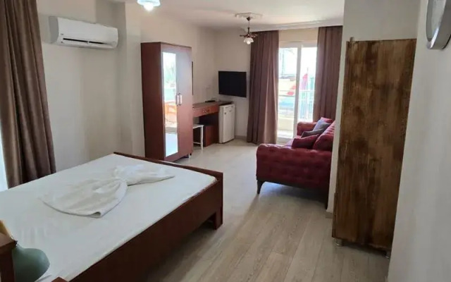 Zeus Hotel
