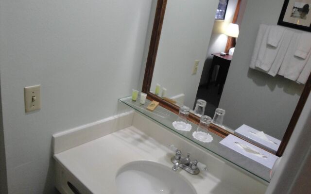 Cinnamon Bear Inn