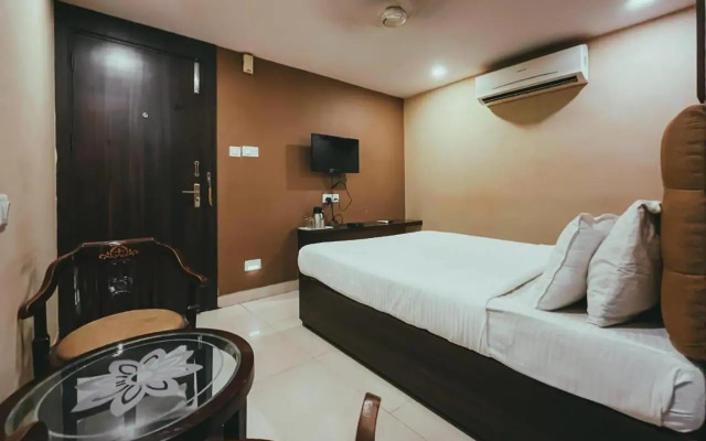 Hotel S L E Residency