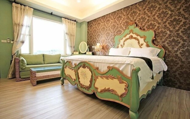 Cai Feng B&B