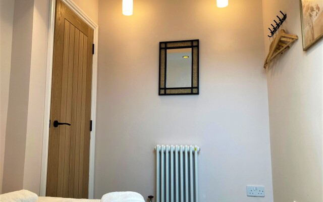 Escape 2 Unwind Minster Retreat - Sleeps 5