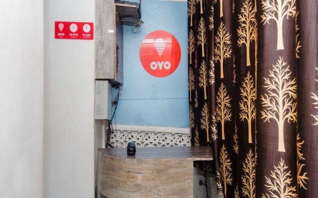 OYO 13540 Golden Palace
