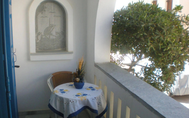 Rea Sun Hotel Studios Apartments
