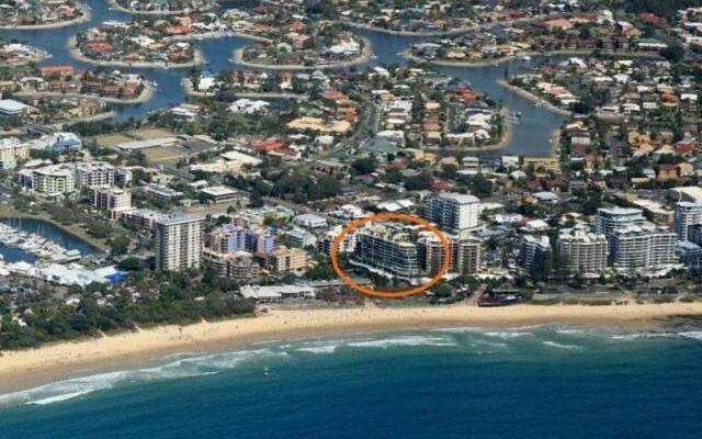 Beachfront Mooloolaba Apartment