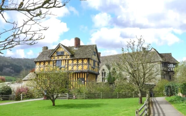 Woodville Cottage