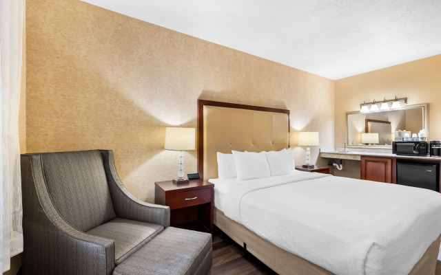 Best Western Plus Abbey Inn