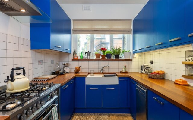 2 Bedroom Flat In Herne Hill With Garden