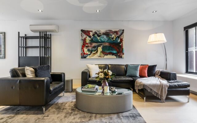 Luxury Designer Townhouse Parking