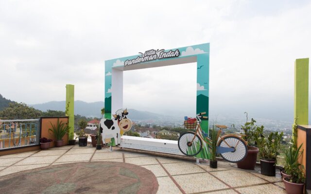Villa Panderman Indah