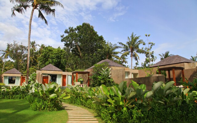 Candi Beach Resort and Spa