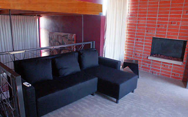 Maglen Tesela Hotel