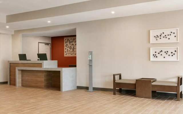 Candlewood Suites Deer Park TX by IHG