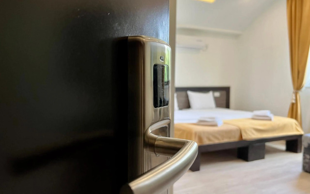Side One Design Hotel