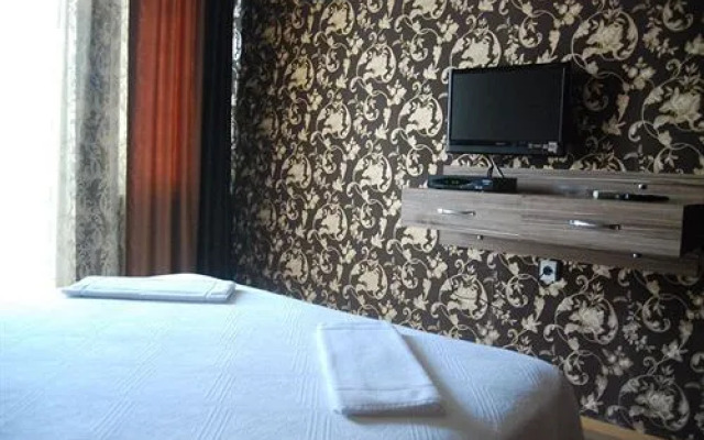 Şimşek Otel