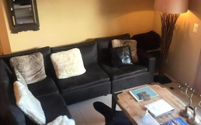 Apartment With Garden Daltons 1
