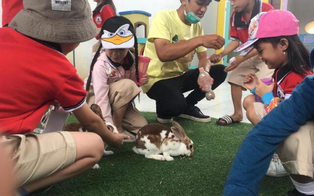 River Walk Urban Camping House