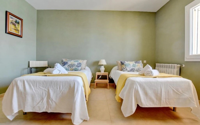 107508 Villa In Portol