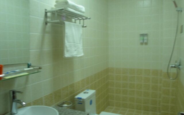 No. 18 Comfort Hotel