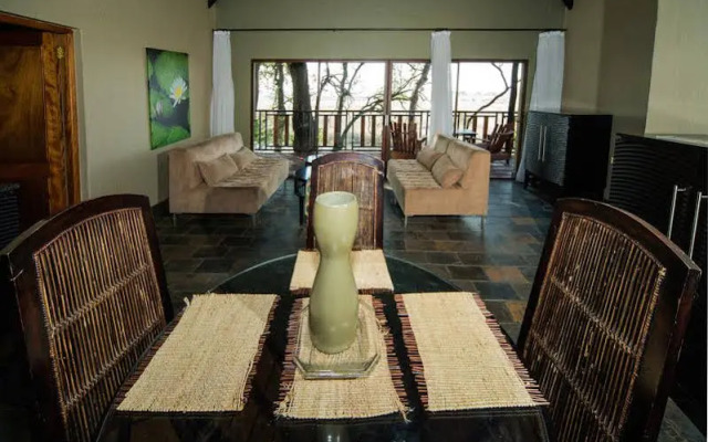 Namushasha River Lodge