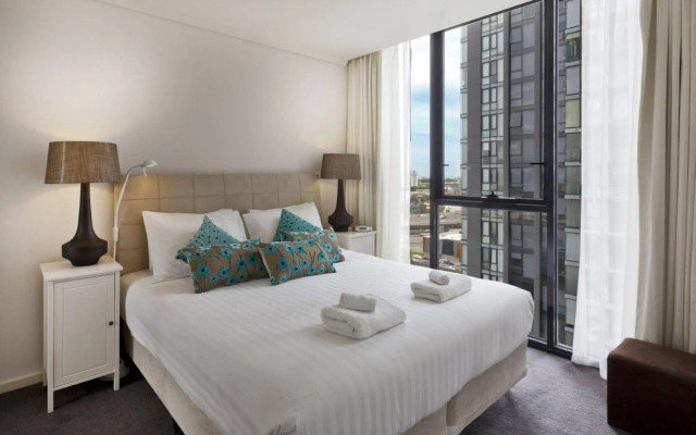 Bayviews - StayCentral