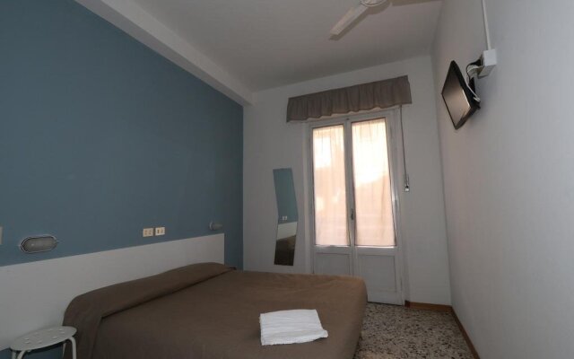 Hotel Urano - Bed & Breakfast