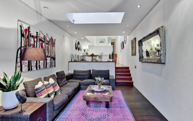 Luxury 3 Bed Terrace House Close To Sydney Cbd