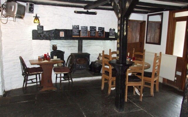 The Red Lion Country Inn