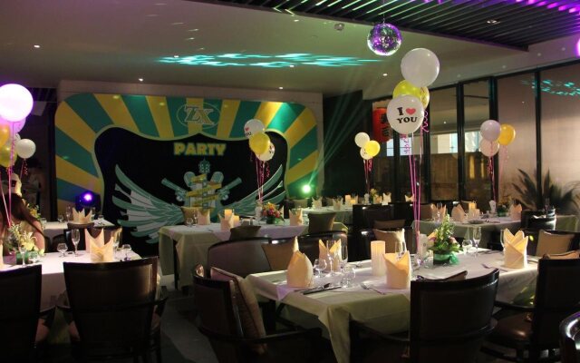 Heyuan Mels Welton Evergreen Lake Hotel