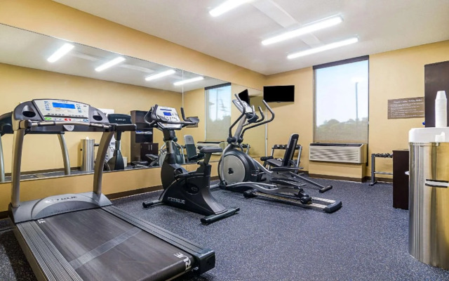 Comfort Inn & Suites Durham near Duke University