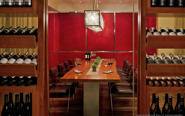 The Ritz-Carlton, Toronto