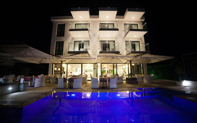 Boutique Hotel Life