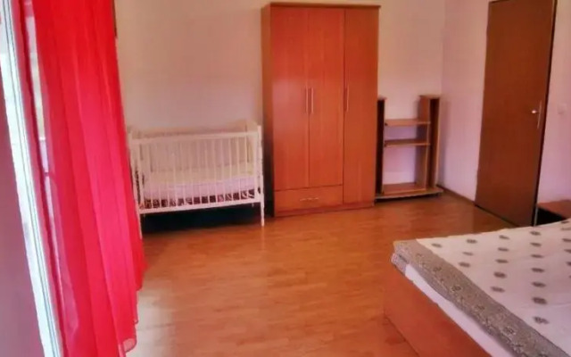 Apartments Avdi 315