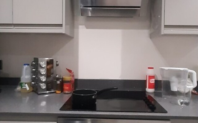 Newly Built Modern 1-bed Apartment in Slough