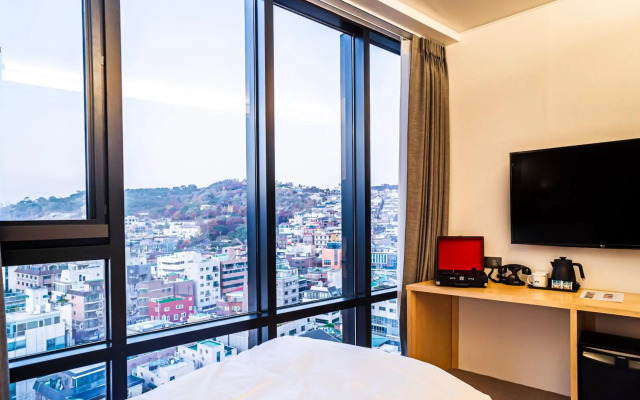 glue Hotel
