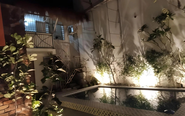 Airport Hostel