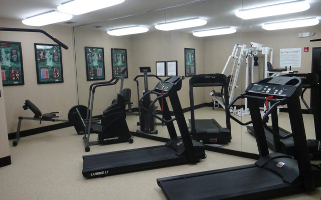 Holiday Inn Express & Suites Houston North Intercontinental by IHG