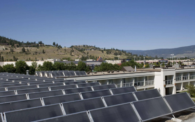 Best Western Plus Kelowna Hotel & Suites