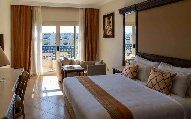 Grand Oasis Resort