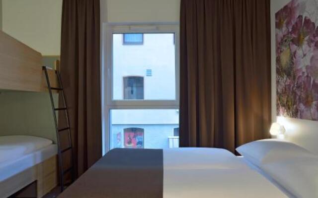 Отель B&B Hotel Hildesheim Германия, Хильдесхейм - отзывы, цены и фото номеров - забронировать отель B&B Hotel Hildesheim онлайн