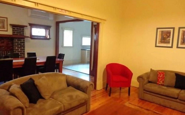 Glenelg Gateway Apartments