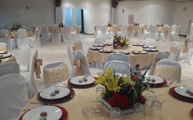Casa Blanca Hotel