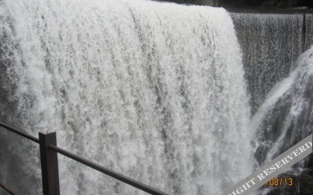 Tianxia Yijia Farmhouse