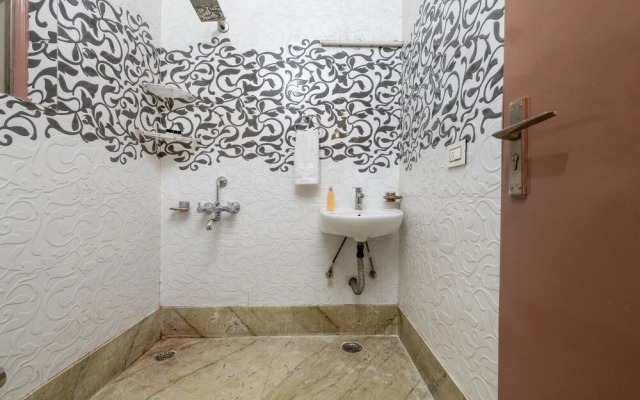 Saavi Hotel Medicity