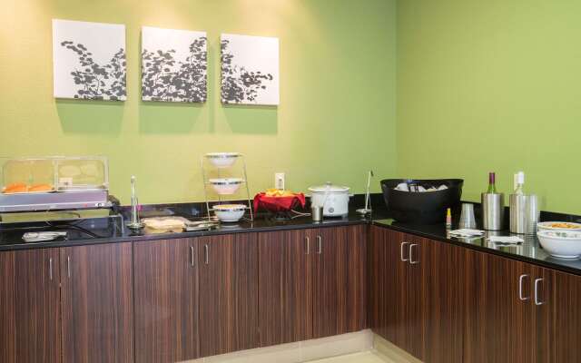 Sleep Inn & Suites
