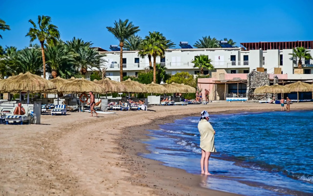 Balina Paradise Abu Soma Resort