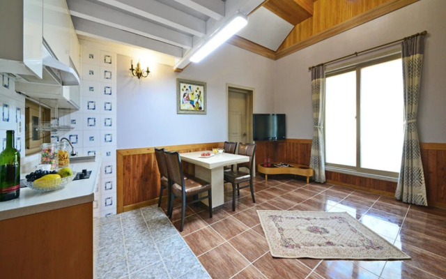 Gapyeong Pealichae Pension