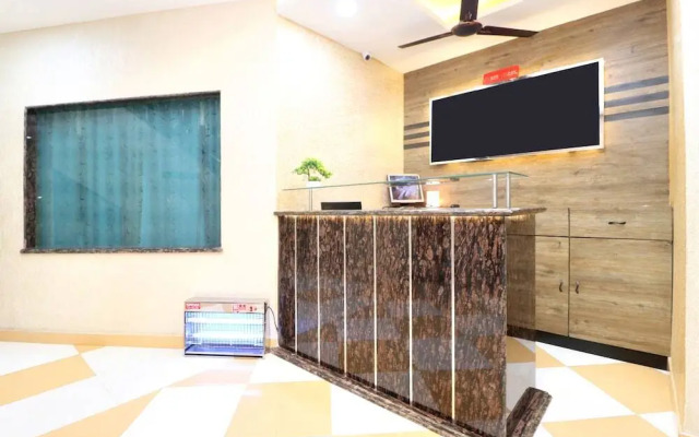 Hotel Pakeeza By OYO Rooms